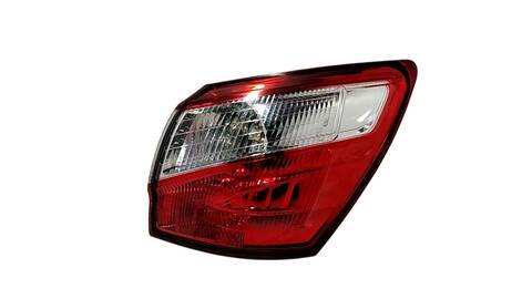 Piloto Trasero Derecho Nissan Qashqai TEKNA 1 TD CAT 110CV