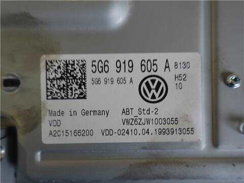 Foto 3ª: Sistema Audio Radio CD Volkswagen T-Roc 1.5 ADVANCE 150CV 110KW [DAD] (2019)