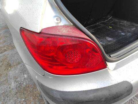 Piloto Trasero Izquierdo Peugeot 307 9HX BERLINA