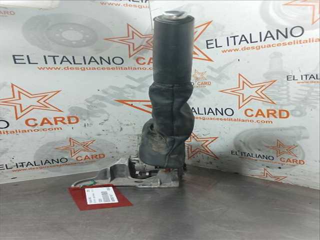 Foto 4ª: Freno de Mano Volvo V40 R-DESIGN MOMENTUM 150CV 110KW [D5204T6] (2013)