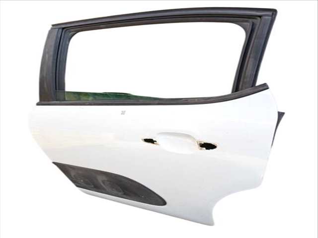 Foto 3ª: Puerta Trasera Izquierda Citroen C3 1.2 PURETECH 82 (2016)