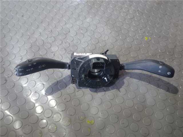Foto 1ª: Mando Multifuncion Seat Ibiza 1.4 SPORT RIDER [1.4 LTR. - 63 KW 16V] [BXW]