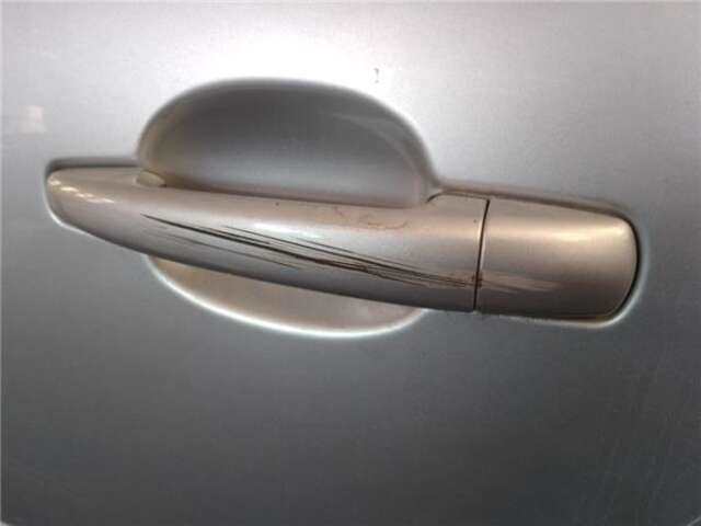 Foto 2ª: Puerta Trasera Izquierda Citroen C4 2.0 SX [2.0 LTR. - 100 KW HDI FAP CAT (RHR - DW10BTED4)] [RHJ (DW10BTED4)]