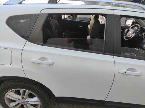 Foto 1ª: Puerta Trasera Derecha Nissan Qashqai MR20DE (2010)