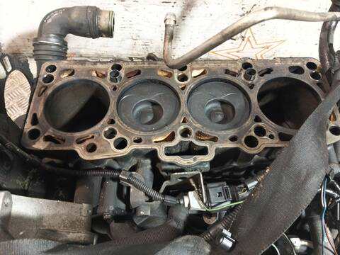 Foto 2ª: Bloque Motor Volkswagen Golf TRENDLINE BERLINA 105CV 77KW [BKC] (2005)