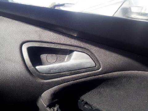 Foto 2ª: Tapizados Cartoneras Ford Focus TITANIUM 125CV 92KW [M1DA] (2012)