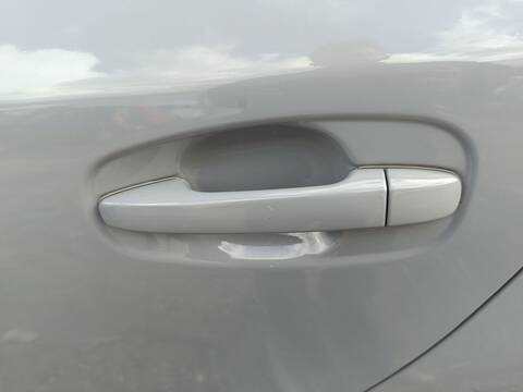 Maneta Exterior Trasera Izquierda Toyota Avensis BUSINESS ADVANCE 143CV 105KW