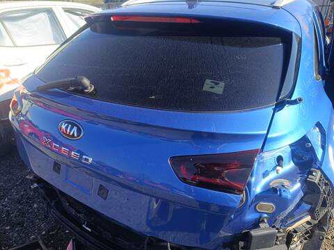 Portón Kia Xceed EMOTION 136CV 100KW