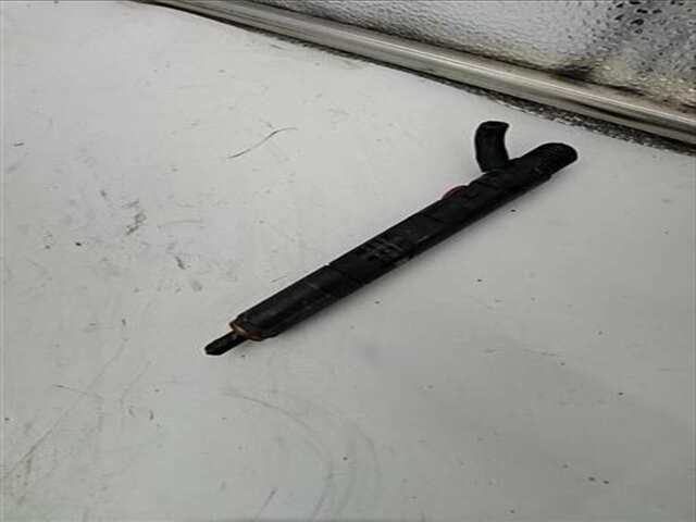 Foto 2ª: Inyectores Renault Clio 1.5 DYNAMIQUE [1.5 LTR. - 63 KW DCI DIESEL CAT] [K9K 766]