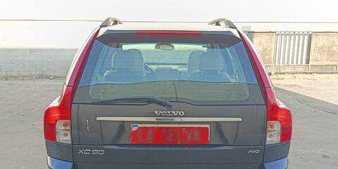 Portón Volvo XC 90 5244T4