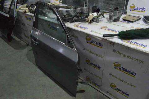 Foto 3ª: Puerta Delantera Derecha Bmw Serie 5 518 3.0 TD 218CV (1995)
