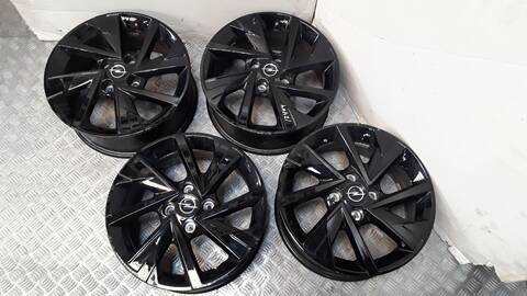 Foto 1ª: Juego LLantas Opel Corsa 1.2 68) 101CV 74KW [HN09] (2025)