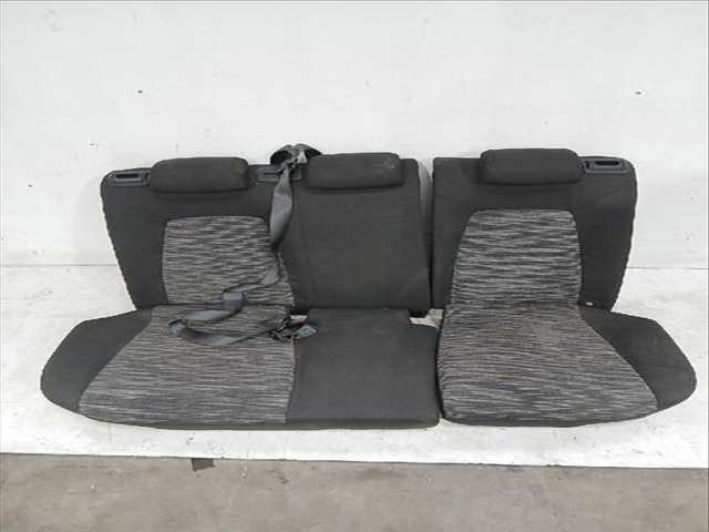 Foto 1ª: Asientos Traseros Kia Ceed 1.6 CRDI 90 90CV [D4FB] (2006)