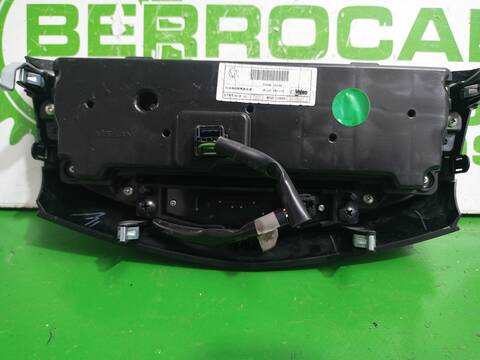 Foto 3ª: Mando Calefacción A. A. Nissan Qashqai ACENTA 140CV 103KW [HR13DDT] (2019)