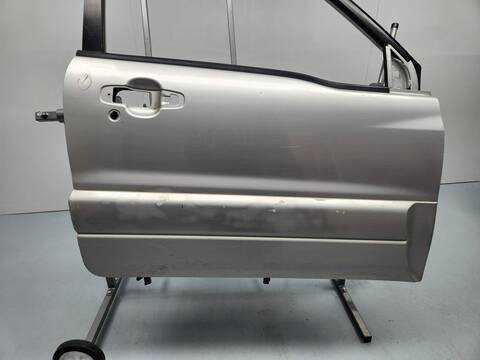 Foto 2ª: Puerta Delantera Derecha Suzuki Grand Vitara 2.0 TD BASICO 109CV 80KW [RHW] (2005)