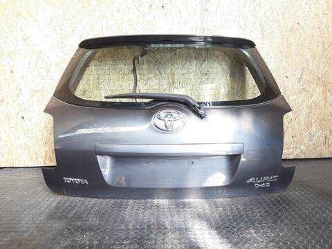Portón Toyota Auris ACTIVE