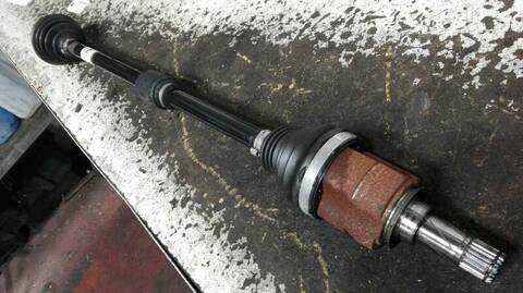 Foto 2ª: Transmision Delantera Derecha Opel Corsa B13DTE (2015)