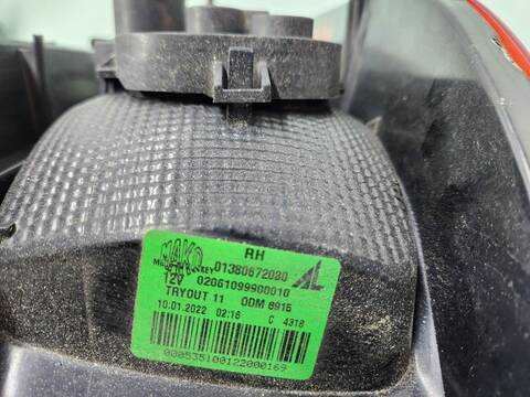Foto 3ª: Piloto Trasero Derecho Peugeot Boxer 333 L2H1 PRO BLUEHDI 120 START STOP 120CV 88KW FURGON [4H03] (2022)