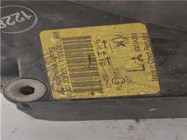 Foto 3ª: Faro Izquierdo Mitsubishi Colt 1.1 INFORM D) 75CV 55KW [G/ 134910] (2005)