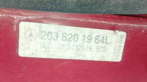 Foto 4ª: Piloto Trasero Izquierdo Mercedes Clase C 160 180 COMPRESSOR 203.046) BERLINA 143CV 105KW [M271946] (2004)