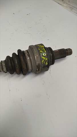 Transmision Trasera Izquierda Bmw Serie 1 116 1.6 D