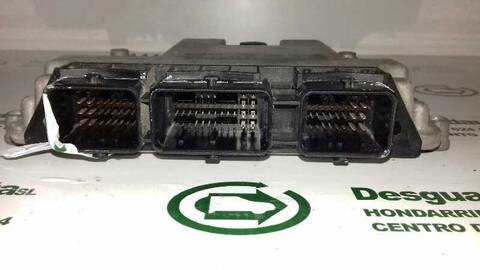 Foto 2ª: Centralita Motor ECU Nissan Primastar 1.9 DCI DIESEL CAT 101CV 74KW [79Q U7] (2004)