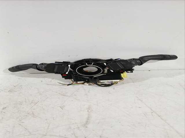 Mando Multifuncion Toyota Yaris 1.5 HYBRID MXPH11) 92CV 68KW