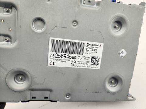 Foto 2ª: Sistema Audio Radio CD DS 7 LOUVRE 179CV 132KW [AH01] (2018)