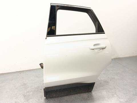 Puerta Trasera Izquierda Opel Crossland 1.5 TURBO D 75) 102CV 75KW