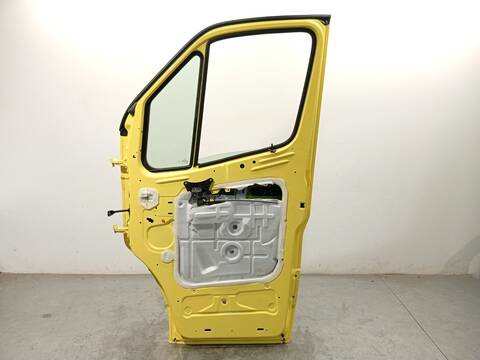 Foto 4ª: Puerta Delantera Derecha Mercedes Sprinter 419 CDI RWD 907.643 907.645 907.647) 190CV 140KW FURGONETA [654920] (2024)