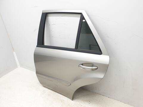 Foto 2ª: Puerta Trasera Izquierda Mercedes Clase ML 320 CDI 164.122) (2005)