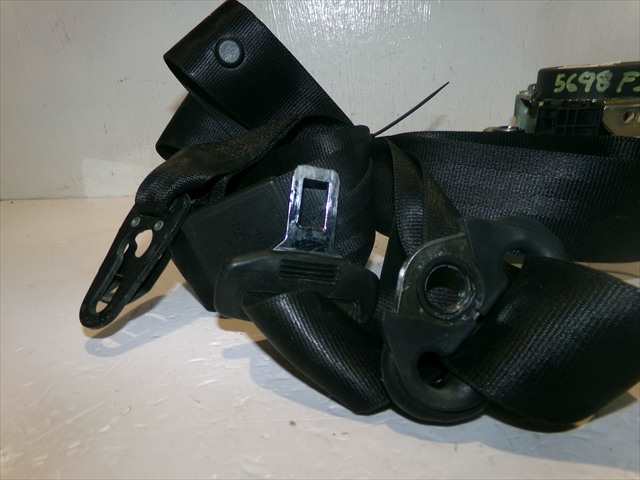 Foto 3ª: Cinturón Delantero Derecho Audi A4 1.9 TDI RANCHERA, 2000-2004 [AVF] (2004)