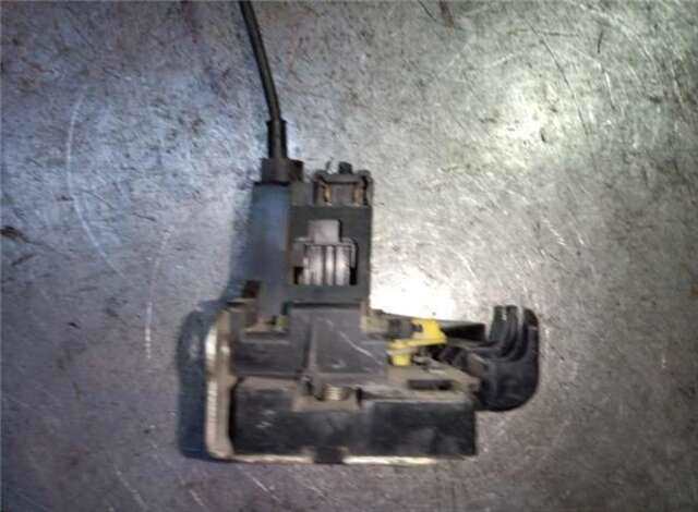 Foto 3ª: Cerradura Puerta Delantera Izquierda Renault Scenic 1.9 2.0 16V EXPRESSION [1.9 LTR. - 75 KW DCI DIESEL CAT] RX4 (JA0)(2000-_) [F9QK740]