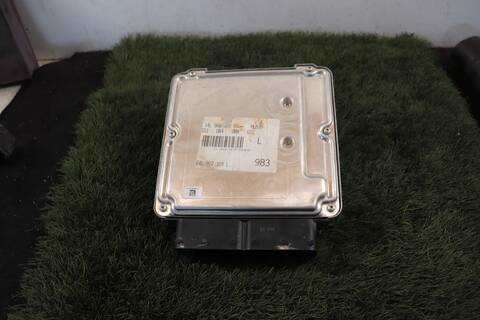 Foto 3ª: Centralita Motor ECU Audi A4 DESIGN AVANT 150CV 110KW (2016)