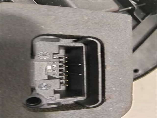 Foto 2ª: Cerradura Puerta Trasera Izquierda Volkswagen Golf ADVANCE 1 TDI DPF 105CV (2008)