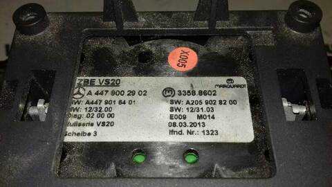 Foto 3ª: Mando Multifuncion Mercedes Clase V 200 136CV 100KW (2014)