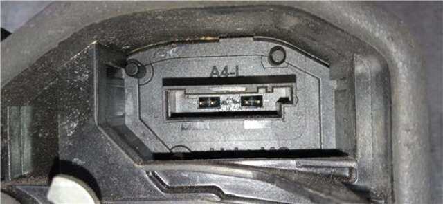 Foto 3ª: Cerradura Puerta Delantera Izquierda Bmw Serie 1 114 2.0 120 D [2.0 LTR. - 140 KW 16V TURBODIESEL] [B47D20A]