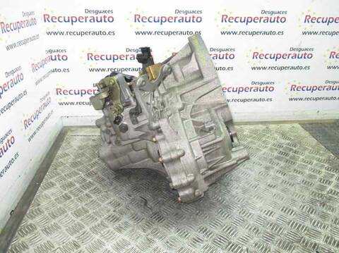 Foto 3ª: Caja Cambios Nissan Primera YD22DDT BERLINA (2002)