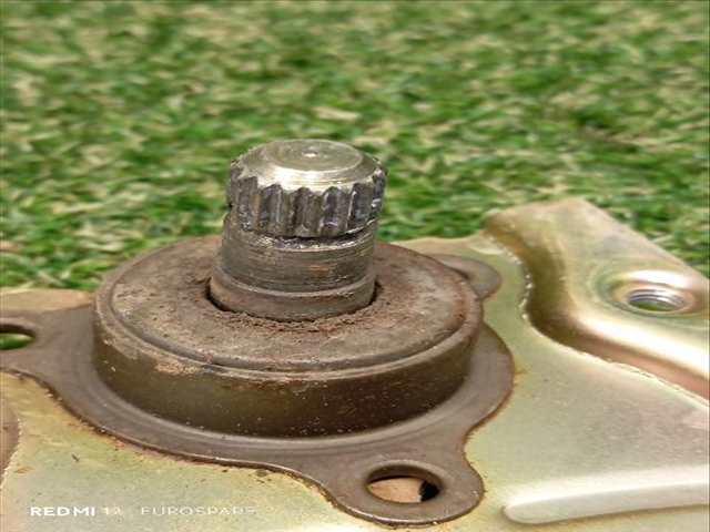 Foto 4ª: Elevalunas Manual Delantero Derecho Mitsubishi L200 2.5 D 4P CAJA ABIERTA [4D56] (1999)