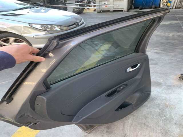 Foto 2ª: Puerta Trasera Izquierda Renault Captur 1.5 DCI90CV [K9K 629] (2017)