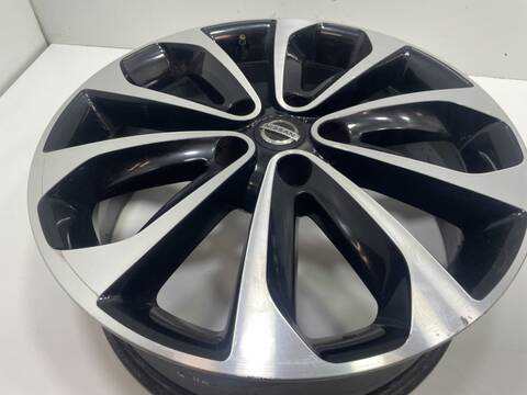 Foto 3ª: Juego LLantas Nissan Qashqai M9R (2011)