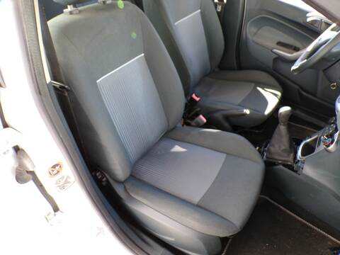 Asiento Delantero Derecho Ford Fiesta SNJB