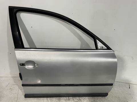Puerta Delantera Derecha Volkswagen Passat ADVANCE BERLINA 131CV 96KW