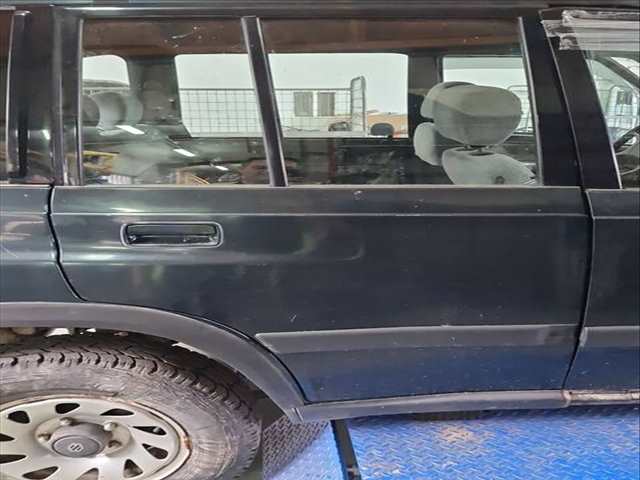 Puerta Trasera Derecha Suzuki Vitara 1.6 SE 416) 95CV 70KW