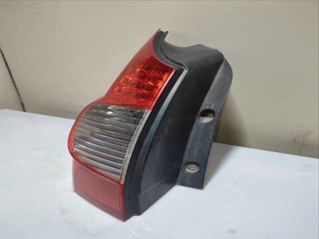 Piloto Trasero Derecho Renault Scenic VERSION INDEFINIDA JM)