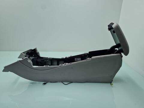 Foto 3ª: Consola Central Mercedes Clase A 140 A 200 CDI BLUEEFFICIENCY 176.001) 136CV 100KW [651901] (2012)