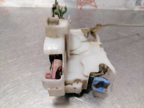 Foto 4ª: Cerradura Puerta Delantera Derecha Nissan Cabstar TL35-2 90CV 66KW