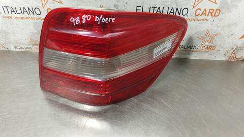 Foto 1ª: Piloto Trasero Derecho Mercedes Clase ML 320 3.0 CDI W164) 224CV 165KW 164.122) [OM642940] (2005)