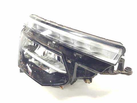 Foto 3ª: Faro Derecho Skoda Kamiq DESIGN (2020)