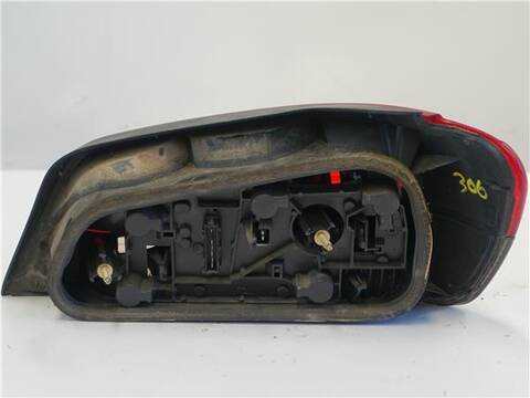 Foto 2ª: Piloto Trasero Izquierdo Peugeot 306 1.9 D 69CV 51KW [WJY (DW8B)] (2000)